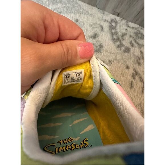 Womens Vans The Simpsons x Old Skool 'The Bouviers Size 6 - Picture 14 of 15